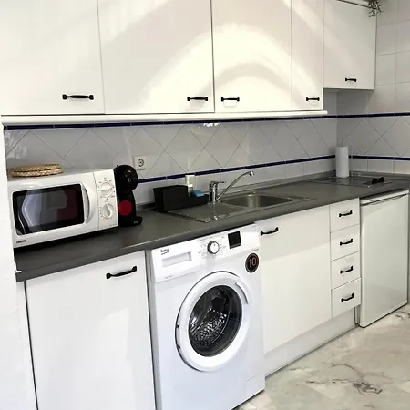 Side Heaven Apartment *