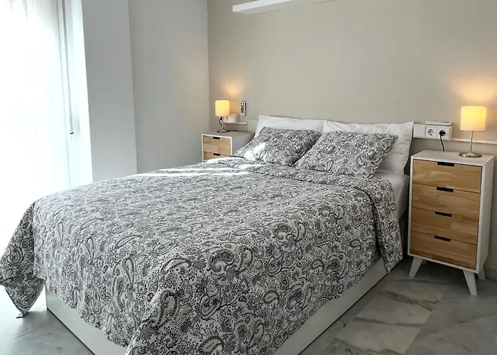 Side Heaven Apartment *